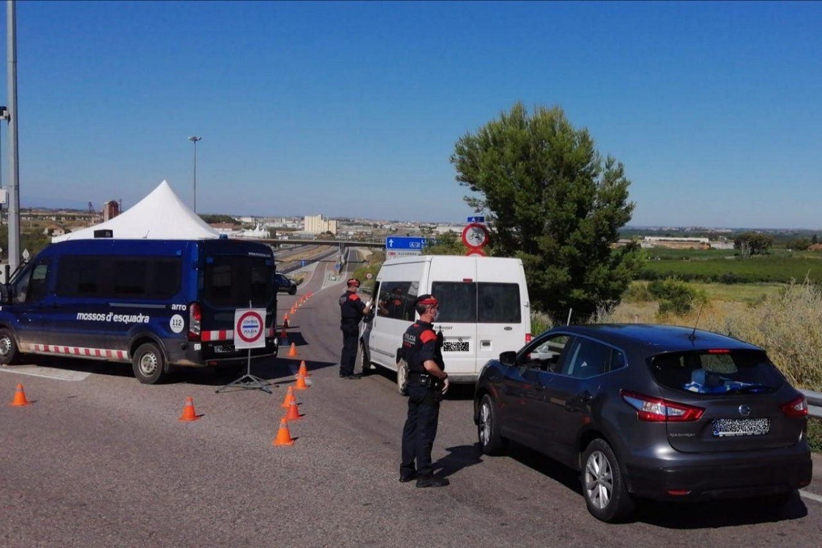 Control dels Mossos al perímetre del Segrià. - Mossos