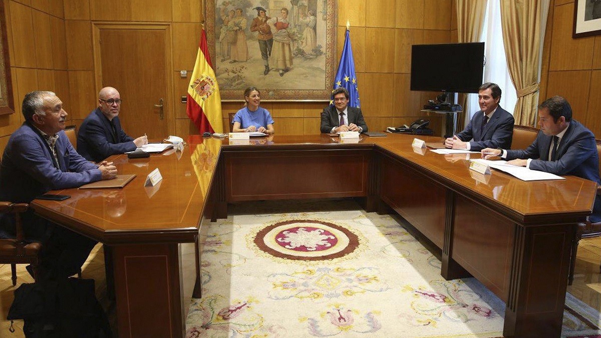 El BOE publica la pròrroga fins al 30 de setembre dels ERTO i de la prestació extraordinària d'autònoms