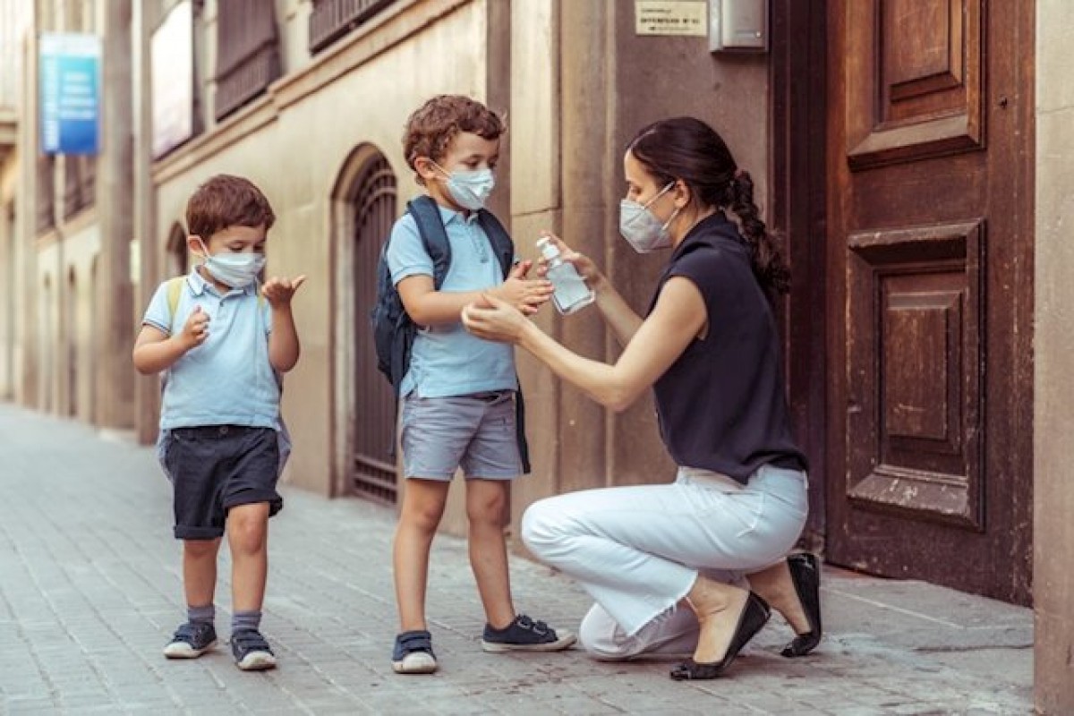 Ni congestió nasal ni mal de cap: els criteris de la Generalitat per poder anar a l'escola