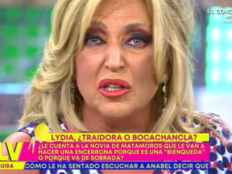 Bronca descomunal de Lydia Lozano a 