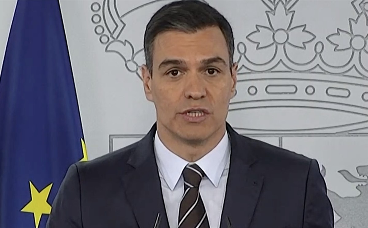 Pedro Sánchez respon a la petició d'ajuda de Miley Cyrus