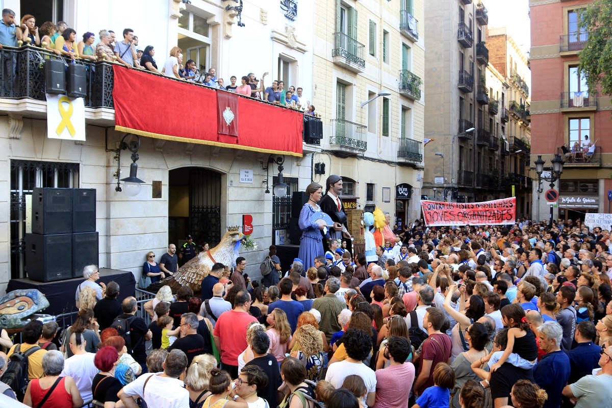 Sense activitats nocturnes i amb guarnits simbòlics: així serà la Festa Major de Gràcia