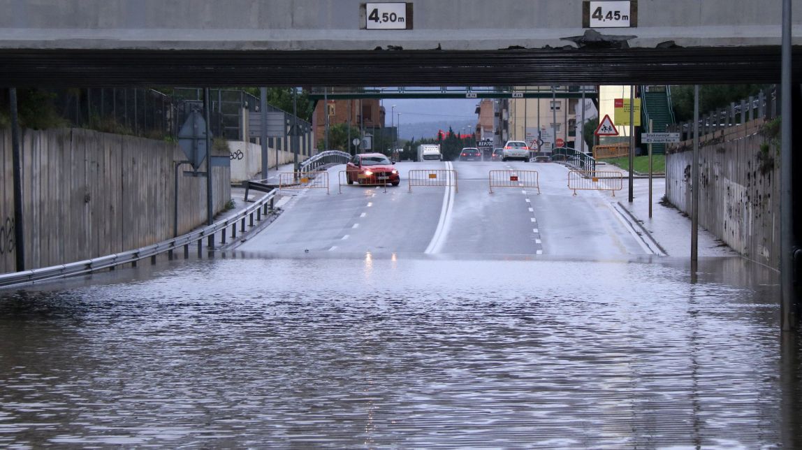 Ajornada la Fira del Rovelló, la Diada del Llagostí i la Festa del Vi de Gandesa a causa de la pluja