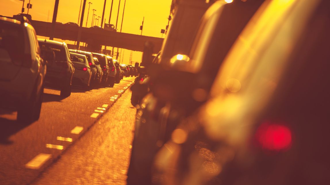 Llargues cues a l'AP7 per un accident a l'Aldea