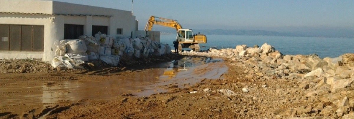 La CUP Deltebre denuncia el malbaratament de fons públics per reforçar el mur costaner de la Marquesa