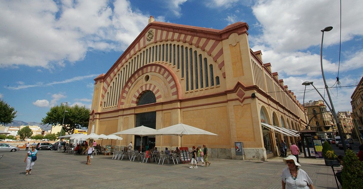 Els comerciants de Tortosa fan un ús del català més alt que a Tarragona, Girona i Lleida