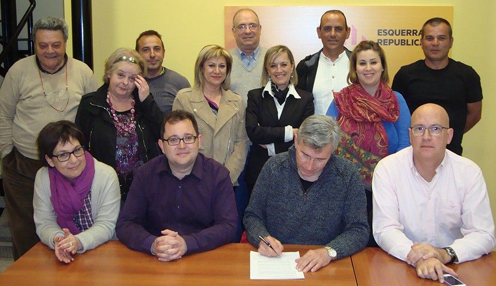 ERC-Tortosa signa el compromís per la independència de l'ANC i l'AMI 
