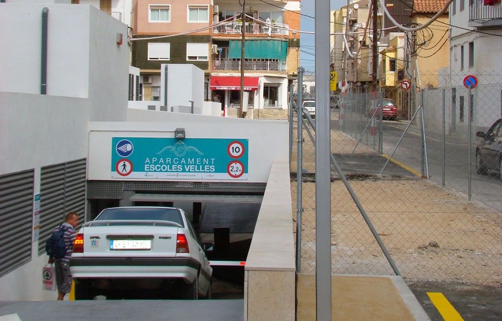 L’Ametlla de Mar aplica tarifes promocionals per aparcar al pàrquing de les Escoles Velles