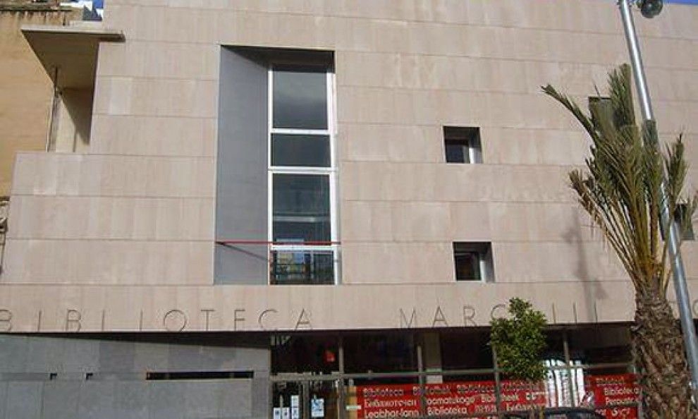 Tortosa, contra el cànon per préstec de les ‪‎biblioteques