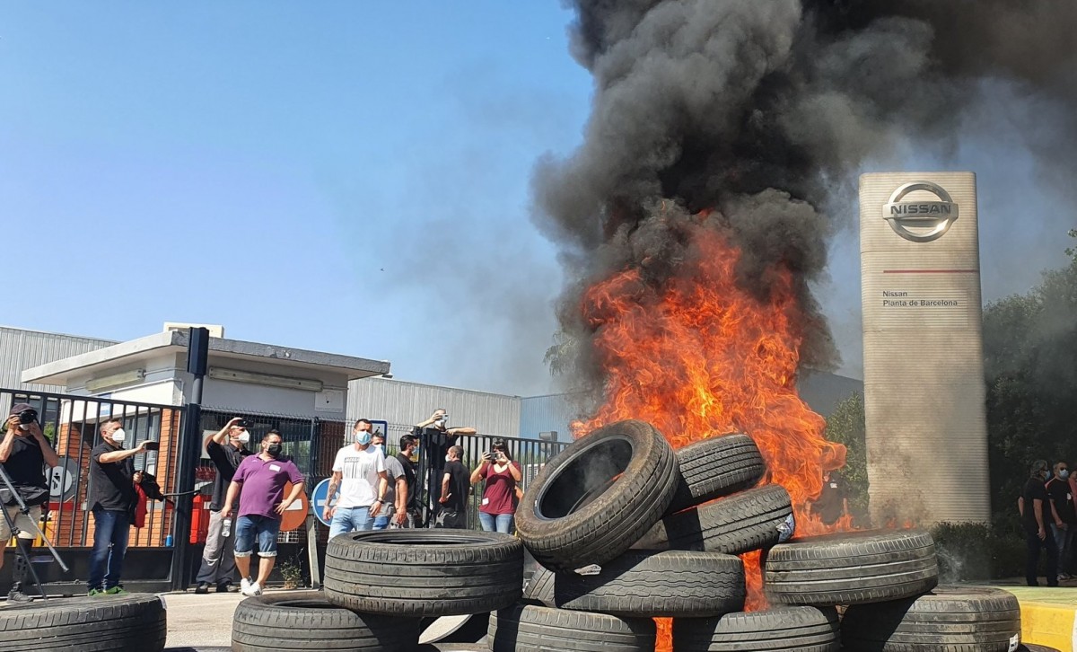 Protesta dels treballadors de Nissan a les portes de la fàbriques - CCOO Nissan