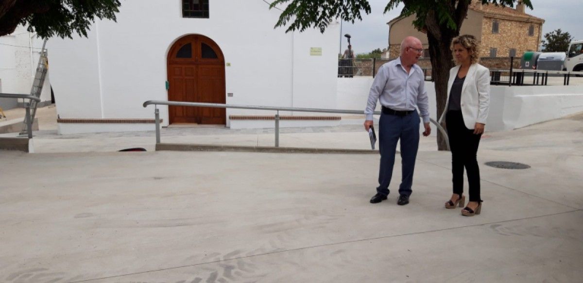 Vinallop enllesteix la reforma de la plaça de la Divina Pastora i l'adequació de l'entorn 
