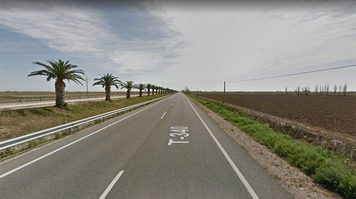 ​Mor una dona d'Amposta en una sortida de via a la T-340 a Deltebre