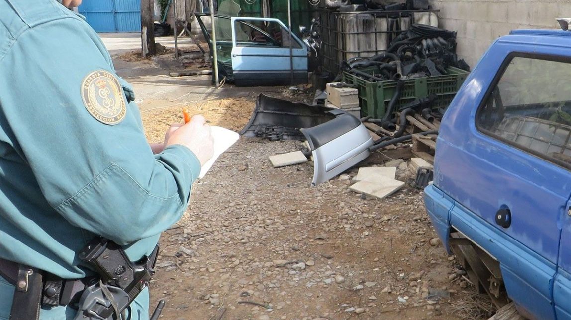 Desarticulat un taller mecànic clandestí als Reguers, a Tortosa