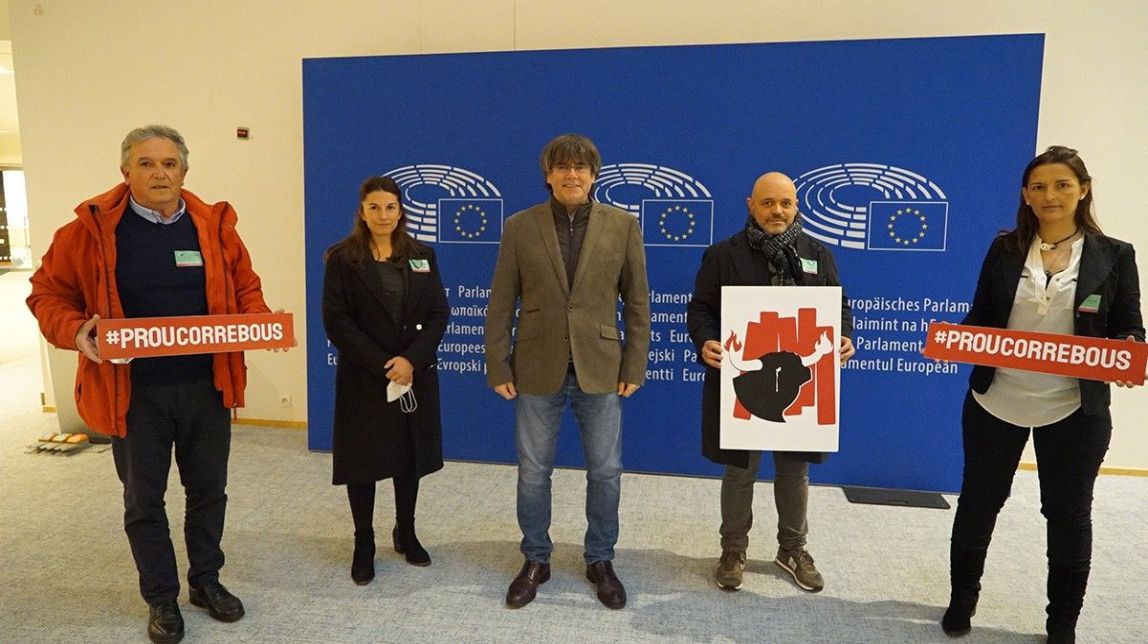 Prou Correbous es reuneix amb Puigdemont al Parlament Europeu