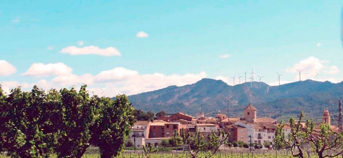 Persistix la calor sufocant per sobre dels 43 graus als carrers de Vinebre, Aldover i Benissanet