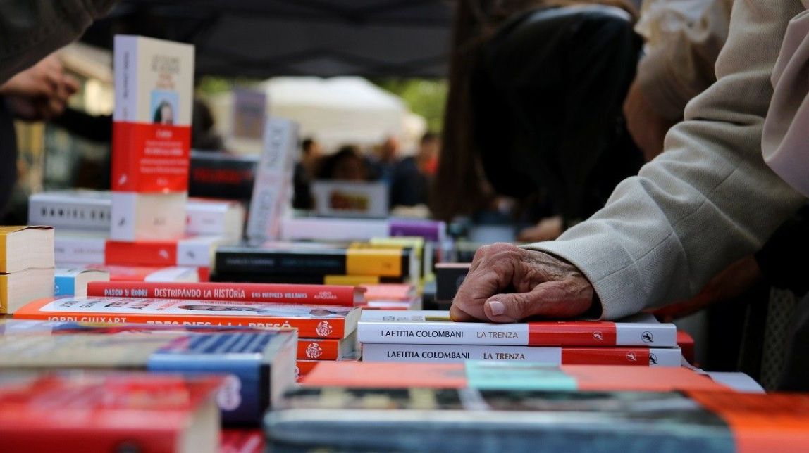 Deltebre escalfa motors per a la diada de Sant Jordi