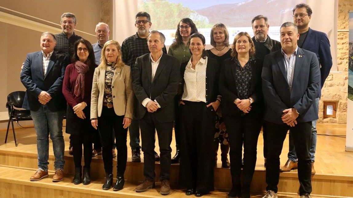 Tivissa, Vandellòs i l'Hospitalet de l'Infant i Pratdip volen captar turisme amb una via verda i un parc subaquàtic