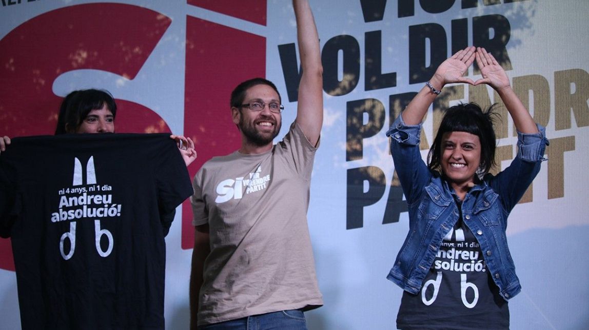 «Seria un detall, mentre votem 'sí' a la independència, poder fer-ho sense l'amenaça franquista al nostre riu»