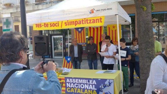 CiU, Junts per Puig-reig i Ara Puig-reig signen el compromís de l'ANC