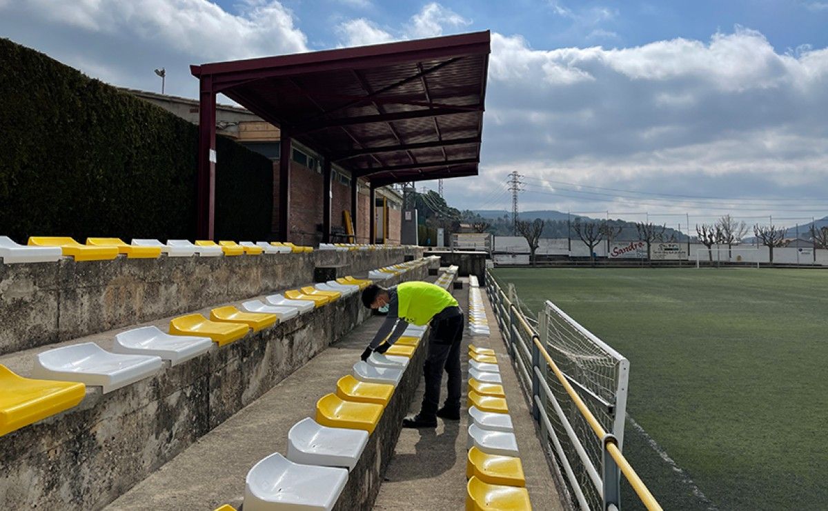 Gironella realitza millores a equipaments esportius municipals 