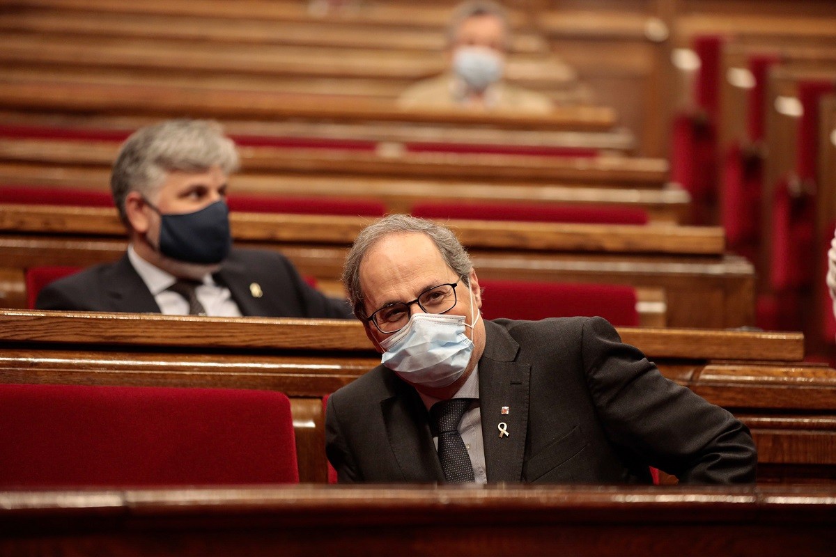 Torra defensa que «cap tribunal, ni cap estat» pot prohibir la bandera LGTBI o l'estelada