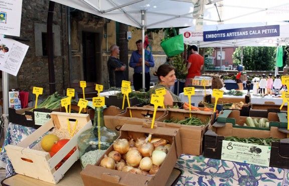 Participació i qualitat a la primera edició de la fira Una Finestra al Montseny