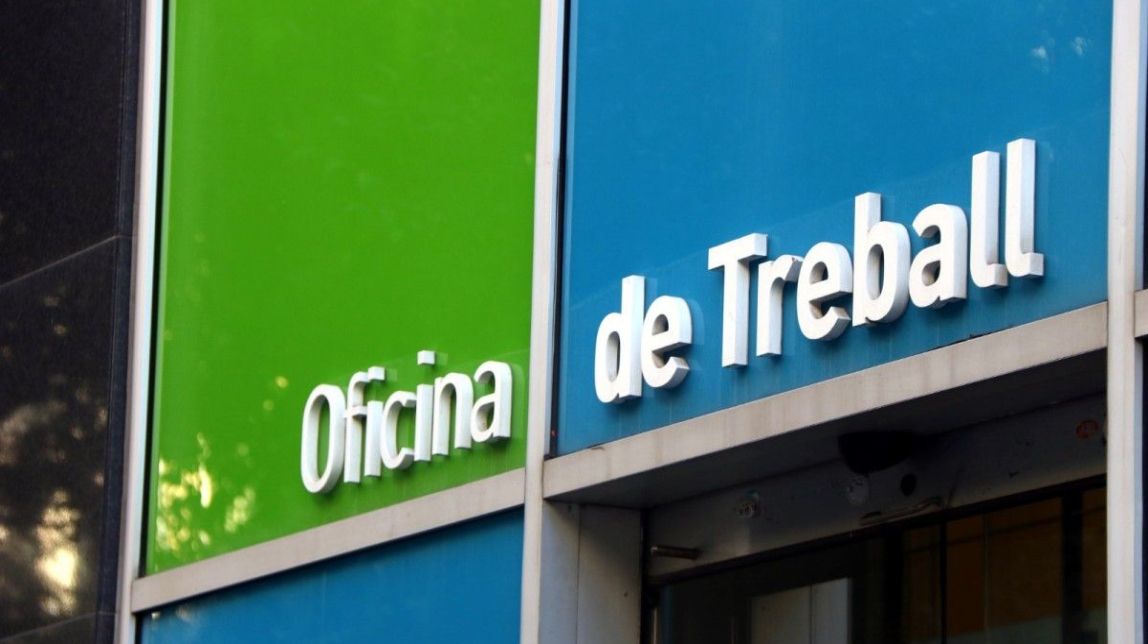 La contractació continua a la baixa