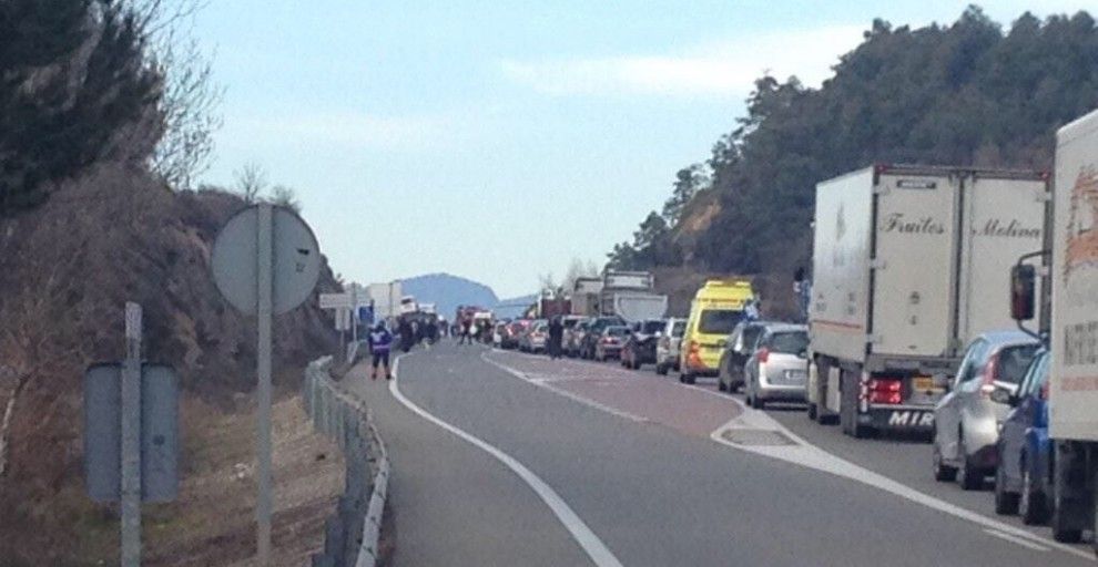 Mor una dona de 37 anys en un accident a la C-14, a Bassella