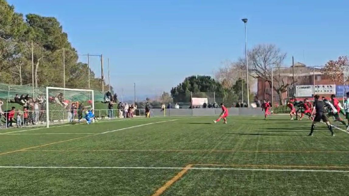 La Pirinaica salva un punt «in extremis» davant el Sants (1-1)