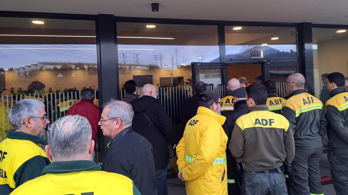 Acomiadament massiu de Xavier Jovés