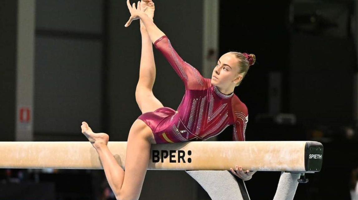Mar Royo queda a tres dècimes de la final de barra a l'Europeu de gimnàstica artística