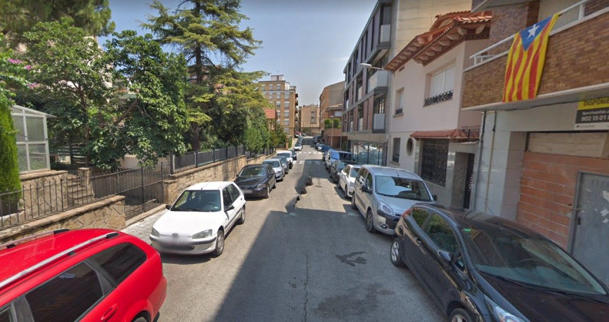 Obres de nova xarxa d'aigua als carrers València, Sarret i Arbós i Dr. Esteve de Manresa