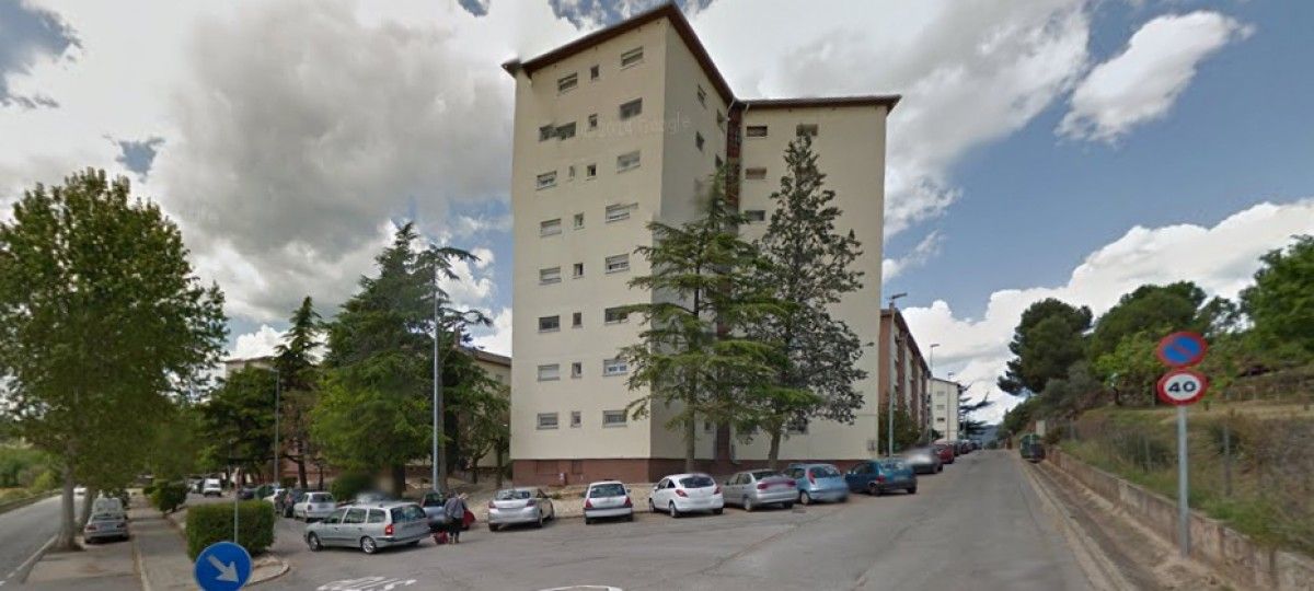 Un conductor begut xoca contra un arbre al Xup i acaba a l'hospital