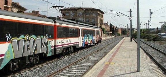 Adif licita la instal·lació per dotar d'un sistema de comunicació mòbil GSM-R el tram Manresa - Lleida