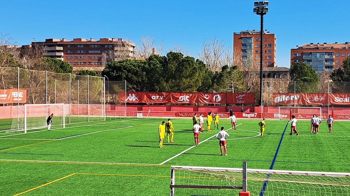 El CE Manresa domina el partit però no pot superar la SD Formentera (1-1)