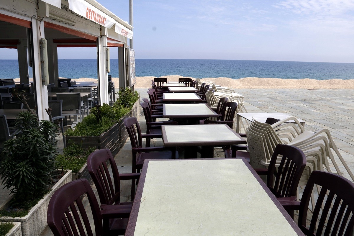Aquest serà el model únic de terrasses a la Costa Brava quan passi a la fase 1