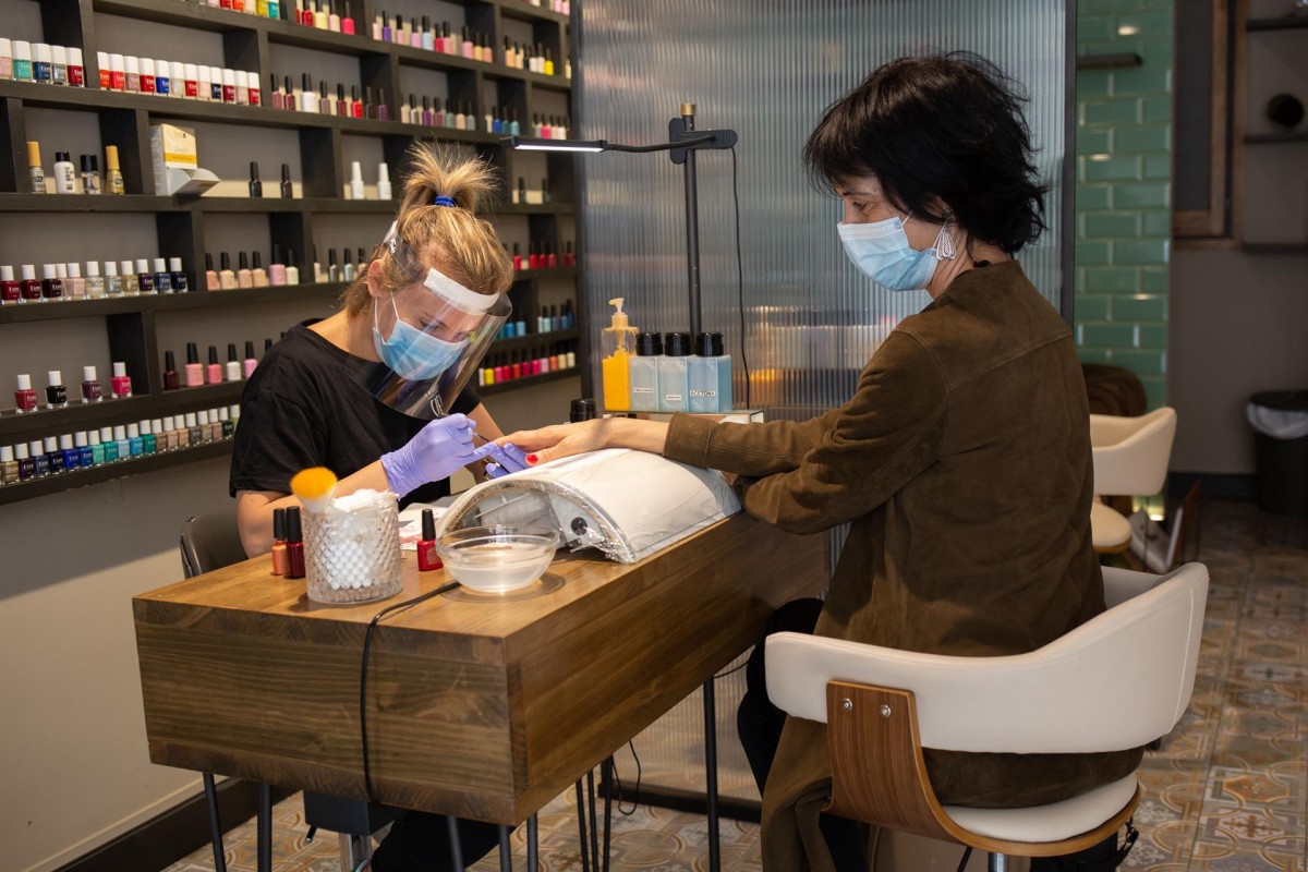 Cita prèvia i un client a la vegada: així poden reobrir els centres d'estètica
