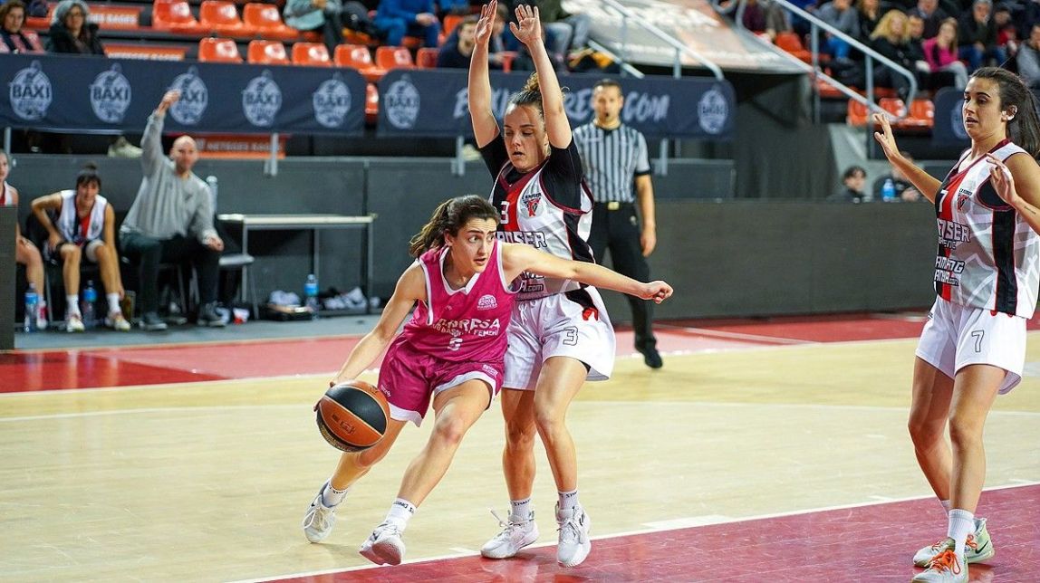 El Manresa CBF guanya a la pista del Smartlog Ointxe i es consolida a la zona alta (58-65)