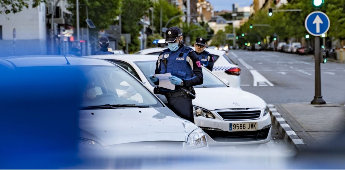 Madrid detecta un centenar de «botellons» i 400 festes en domicilis en un cap de setmana