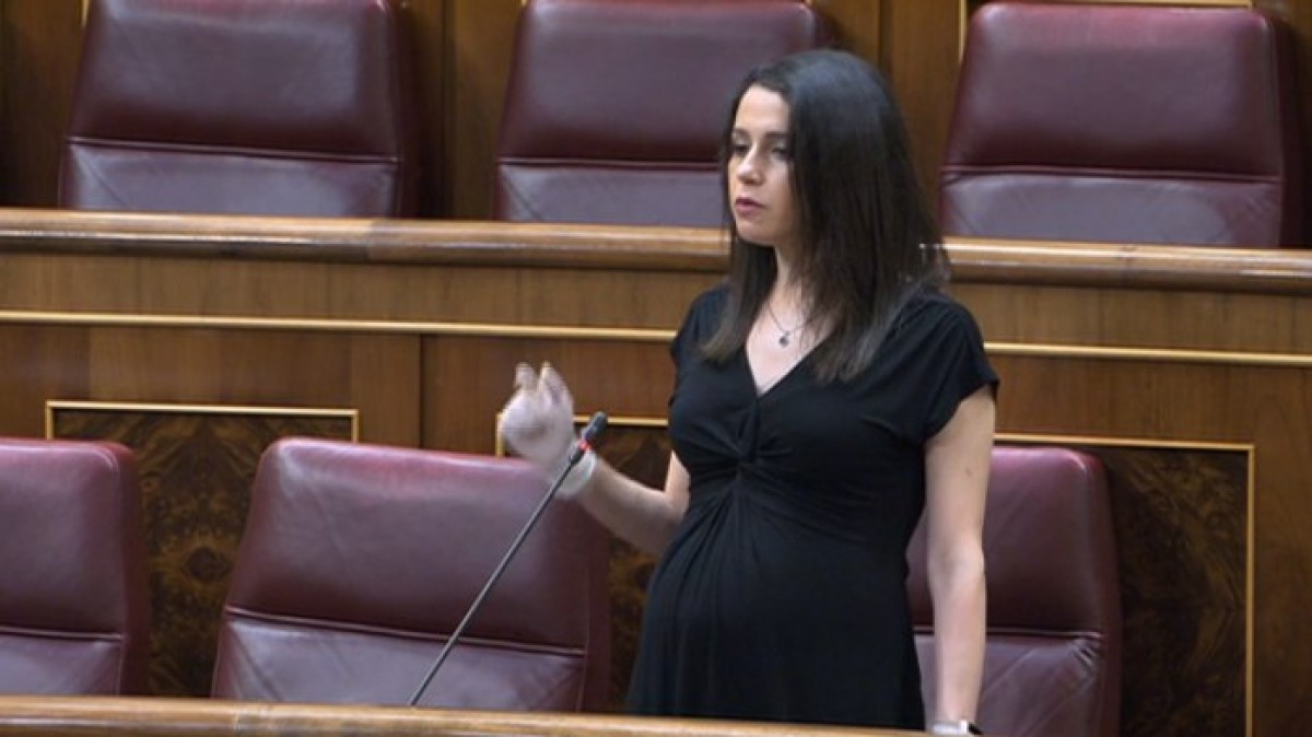 La renovació de l'aparell de Cs, prova de foc per a Arrimadas