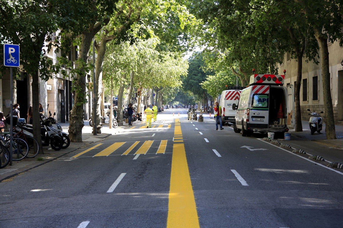 Comencen les obres per guanyar espai per a vianants i bicis a Barcelona
