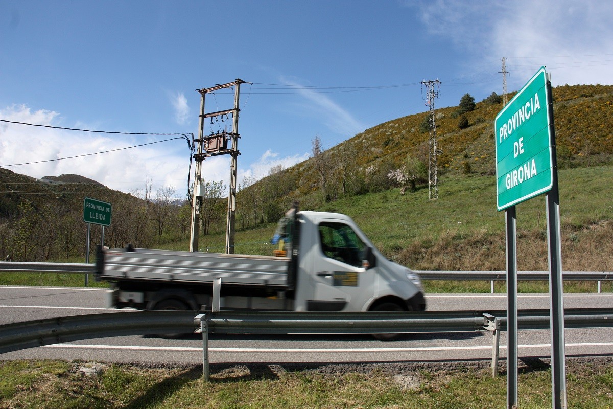 Límits provincials de Lleida i Girona a la carretera N-260, a Bellver de Cerdanya - ACN