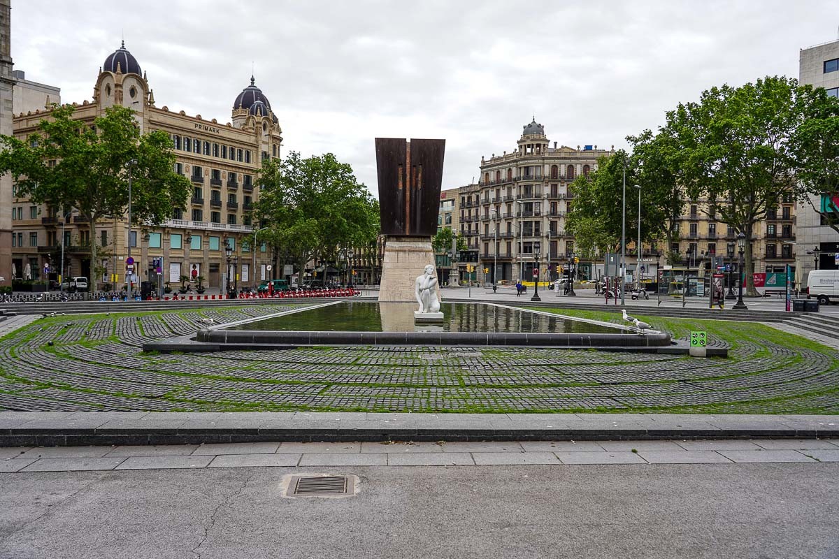 Sant Jordi confinat, a Barcelona - Martí Urgell
