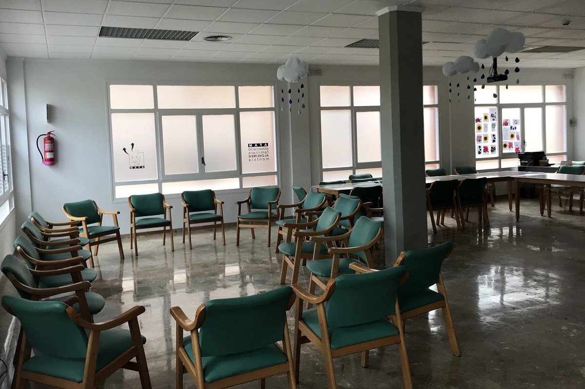 549 avis que viuen en residències han pogut anar a casa de familiars a passar el confinament