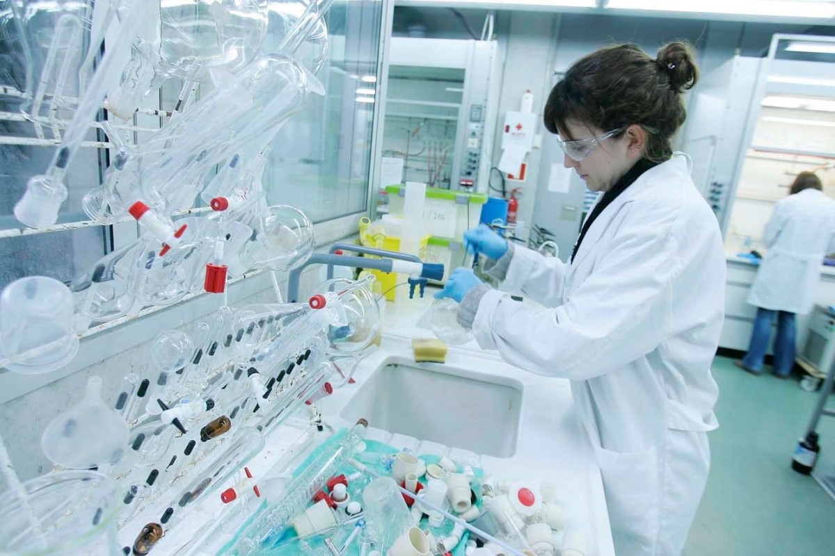 Salut impulsa 19 projectes d'investigació i innovació contra la pandèmia - Europa Press