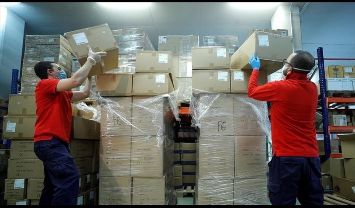 El País Valencià distribueix 40.000 mascaretes a taxistes, transportistes i treballadors de FGV