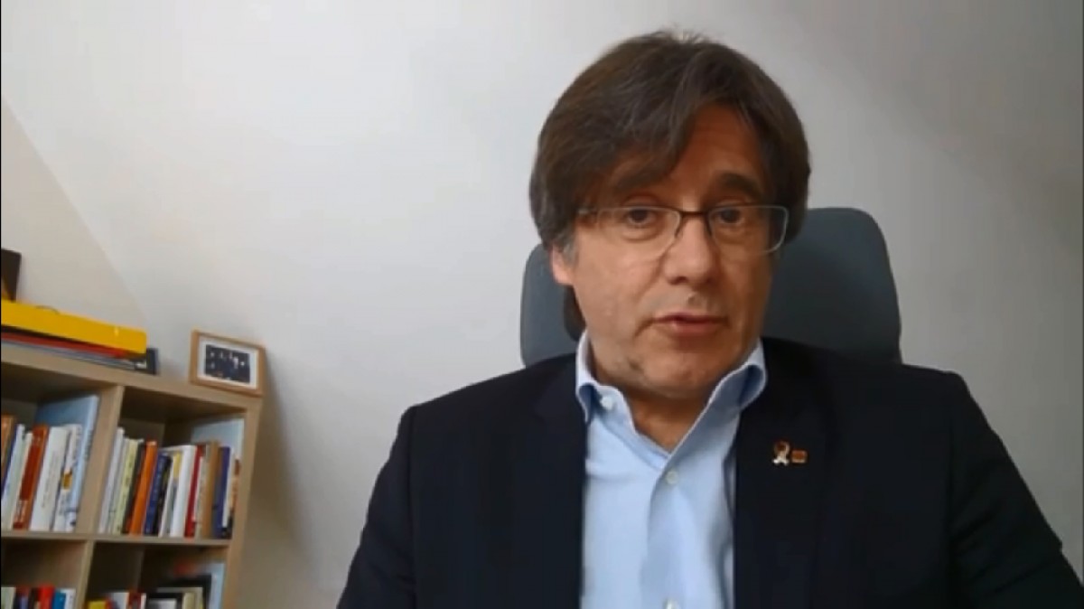 VÃDEO Puigdemont s'adreça als sanitaris: «Si tenim esperança, us la devem a vosaltres»
