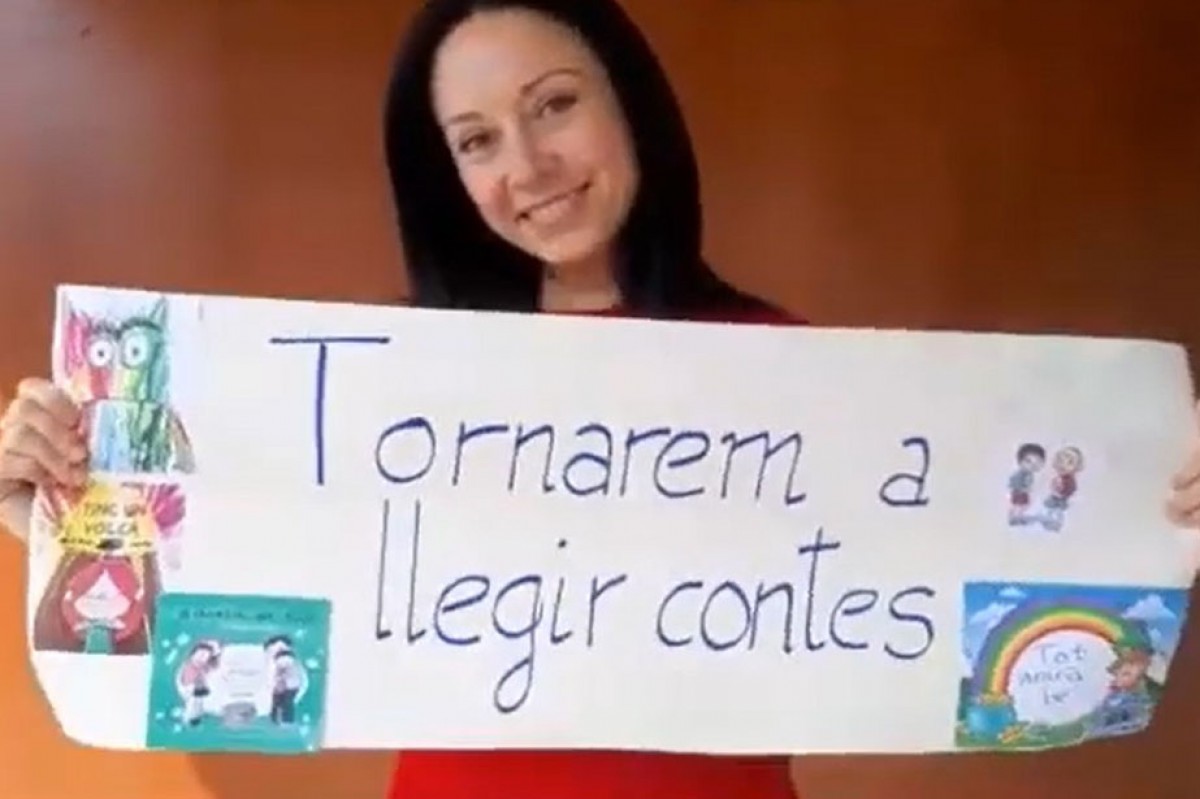 VÃDEO «Tornarem a llegir contes»: l'esperançador missatge d'uns mestres als seus alumnes