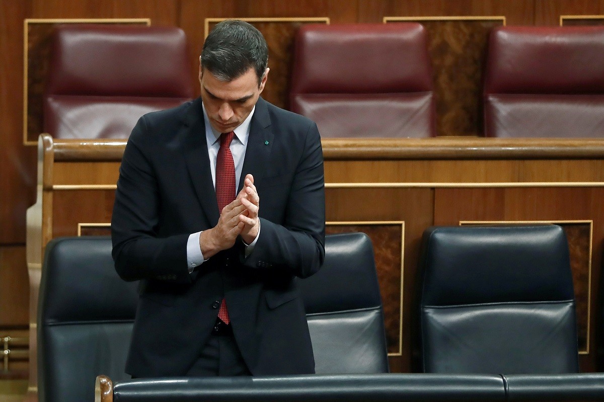 Sánchez s'escuda en les autonomies per falcar el govern l'endemà de la crisi sanitària