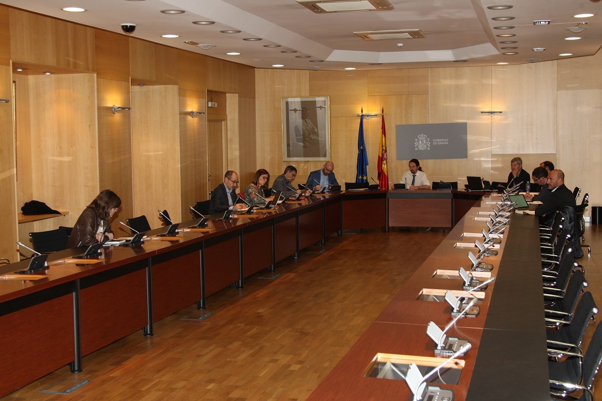 L'Estat demana a treballadors de residències que segueixin «al peu del canó» a l'espera d'equips de protecció